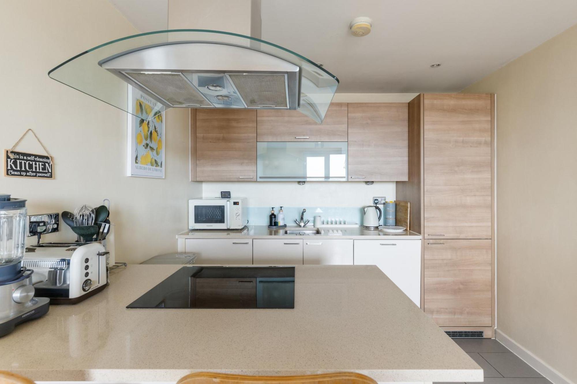 Stratford Skyview Apartment 런던 외부 사진
